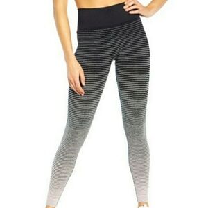 Marika Seamless Dip-Dye Ombre Leggings Size S - NWT